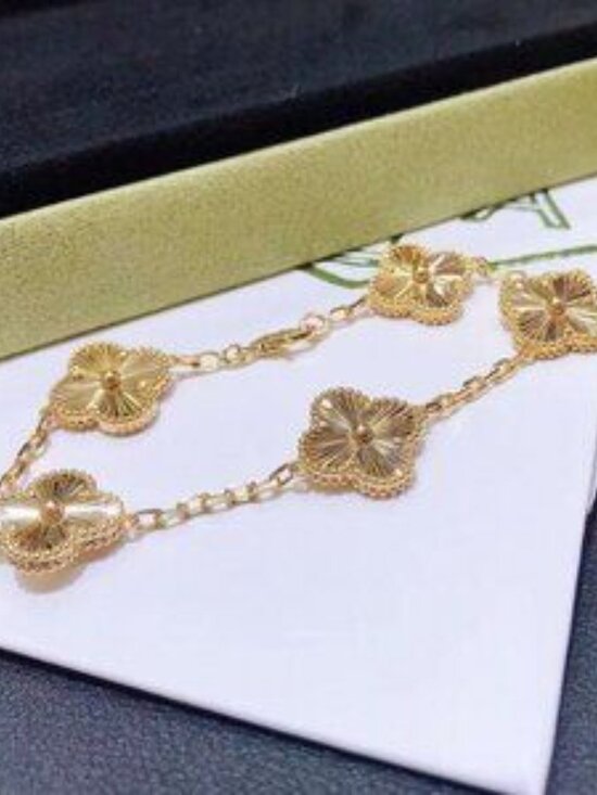 Van Cleef & Arpels 18k bracelet